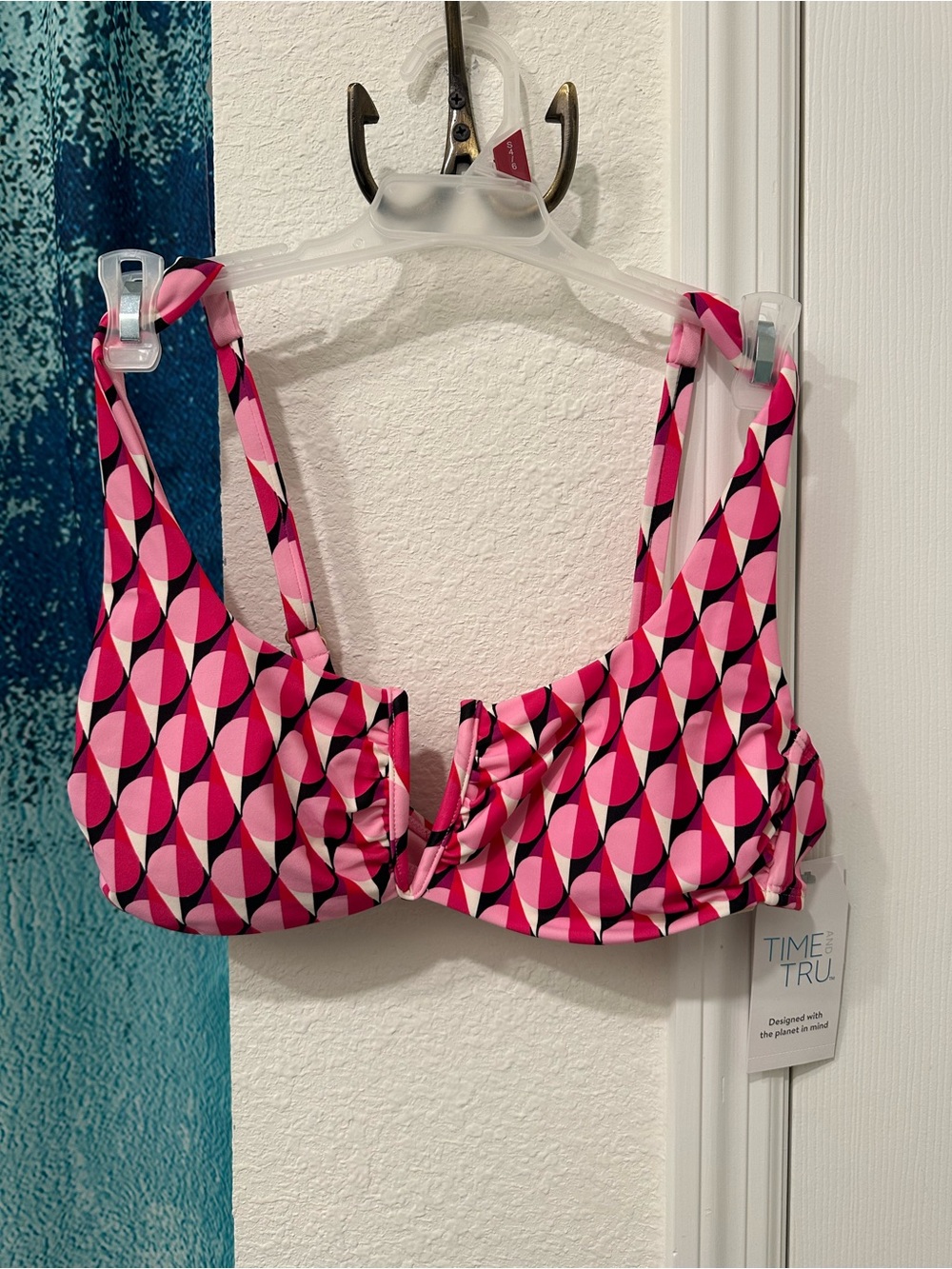 #36 Time and Tru Pink and Black Geometric Bikini Top